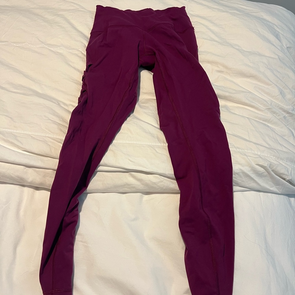 Lululemon Athletica Women's Berry Leggings